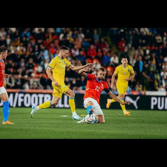 UKRAINE NATIONS LEAGUE 2024 VS CZECHIA MATCH WORN & SIGNED JERSEY VANAT #11 - Picture 4 of 9